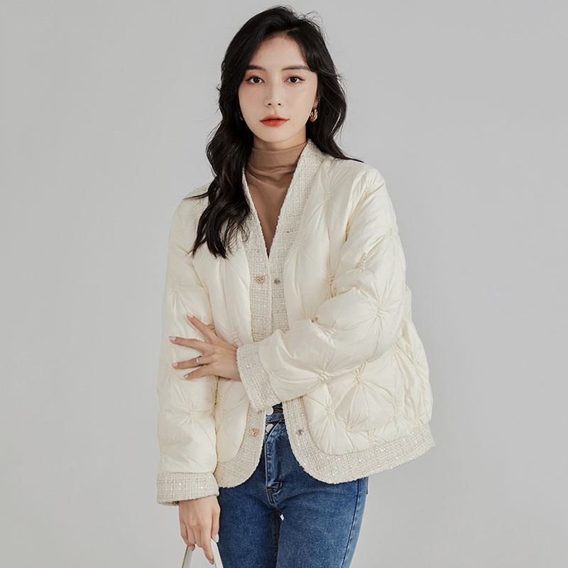 Winter Clothing Trends For Women - Automne hiver doudoune col en v