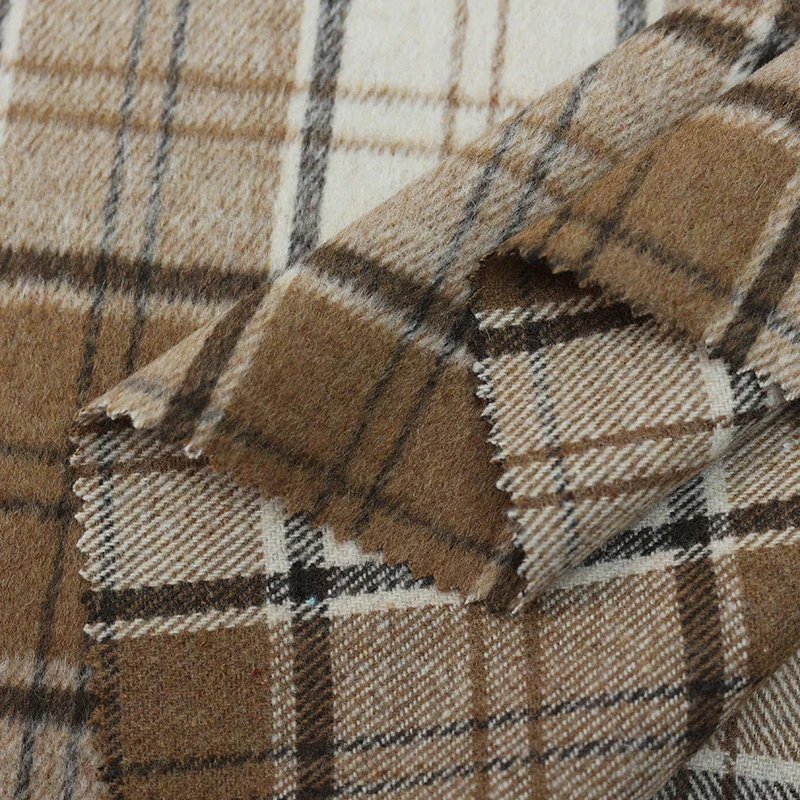 Winter Clothing For Woman - Tissu en laine à carreaux vintage
